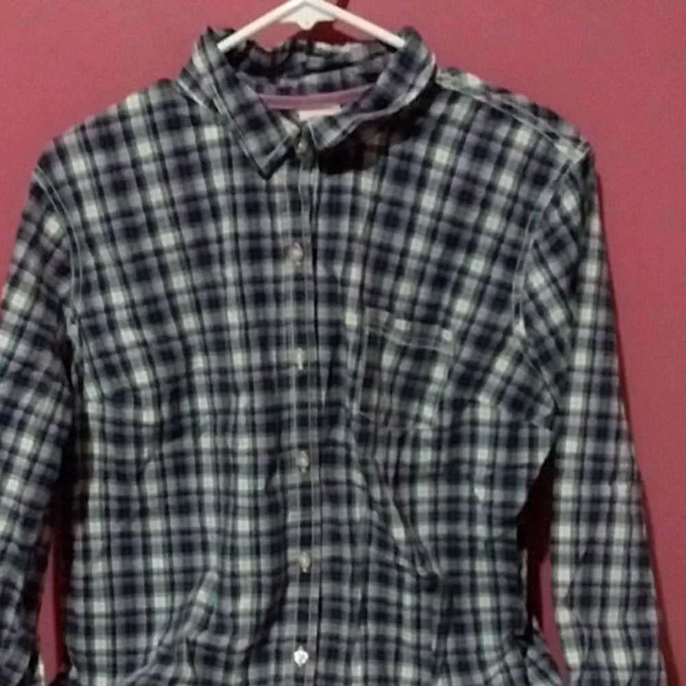 Women's button down shirt